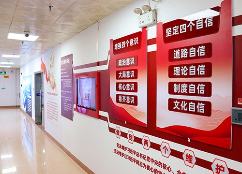 强化标杆引领，推进阵地建设